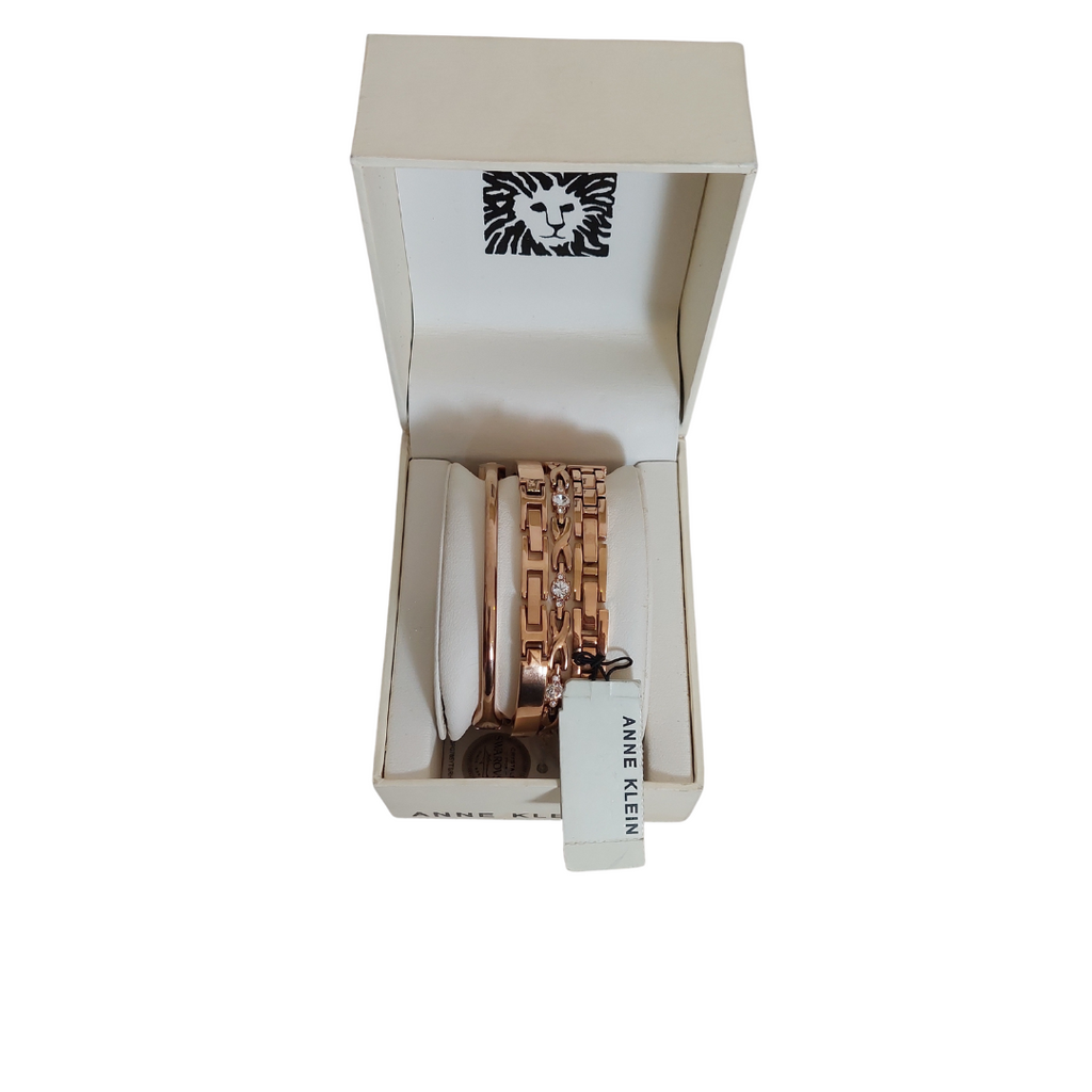 特価！ANNE  Swarovski Crystal Accented Bracelet 4点Set Anne Klein Women's Swarovski Crystal Accented Watch and