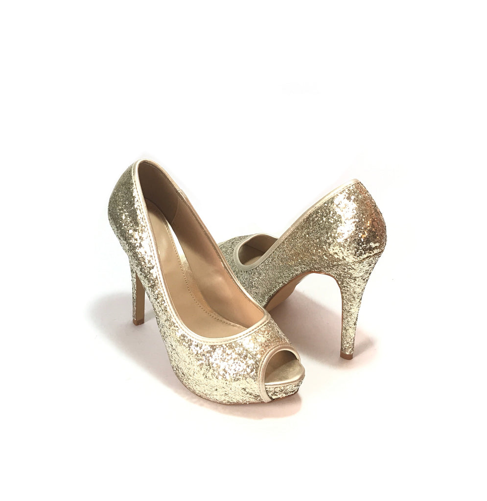 Gold closed hotsell toe heels
