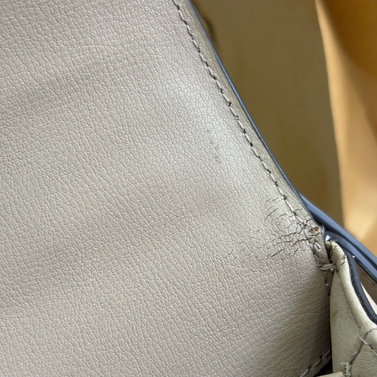 Michael Kors Beige Leather Kinsley Medium Satchel Bag | Pre Loved |