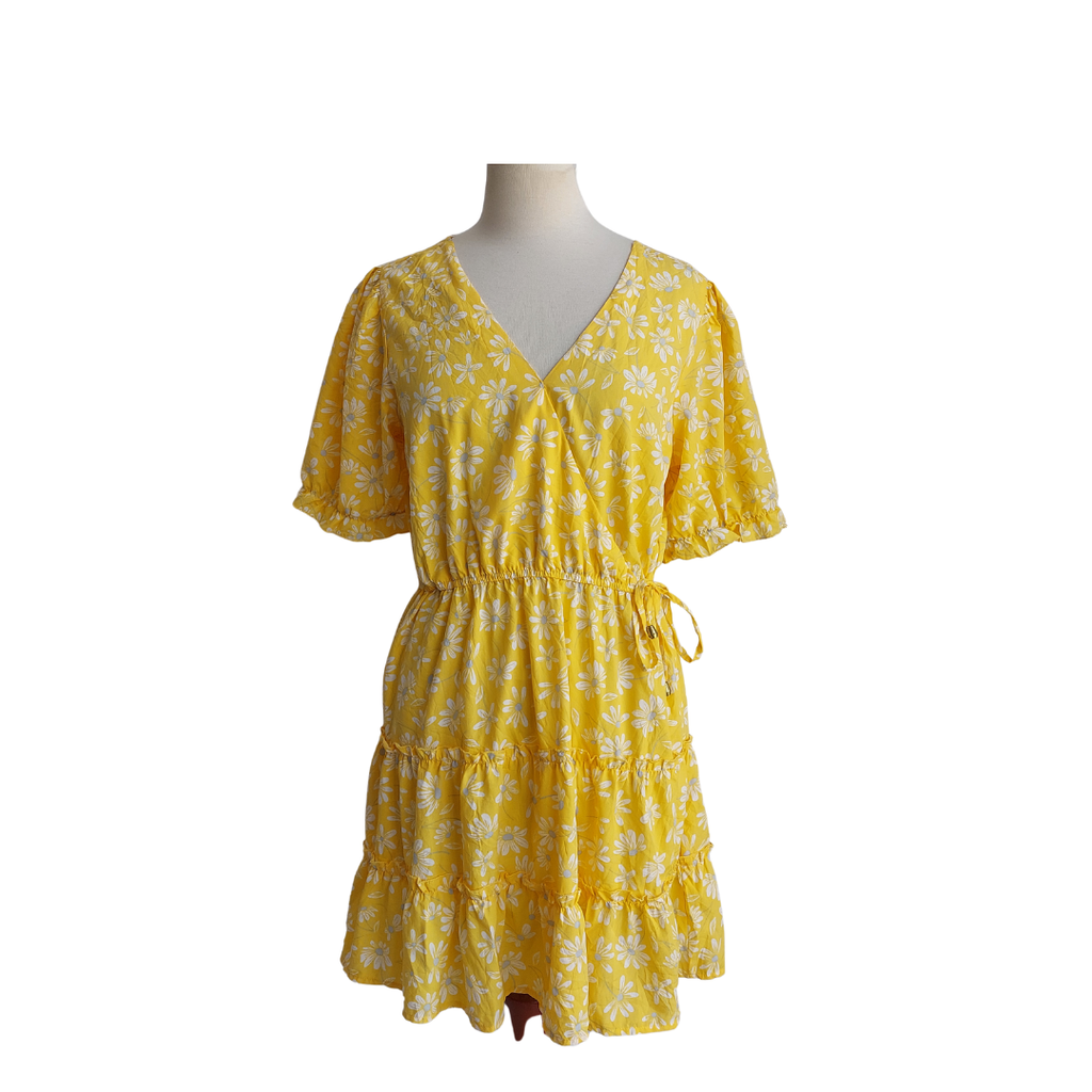Charlotte Russe Yellow Floral Short Dress | Brand New |