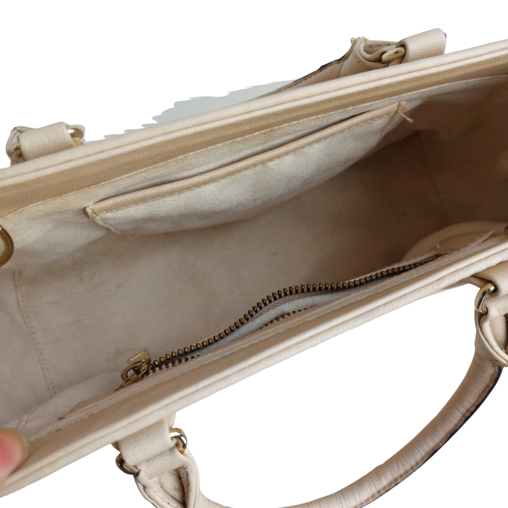 Warp Cream Leather Geometric Handbag | Pre Loved |