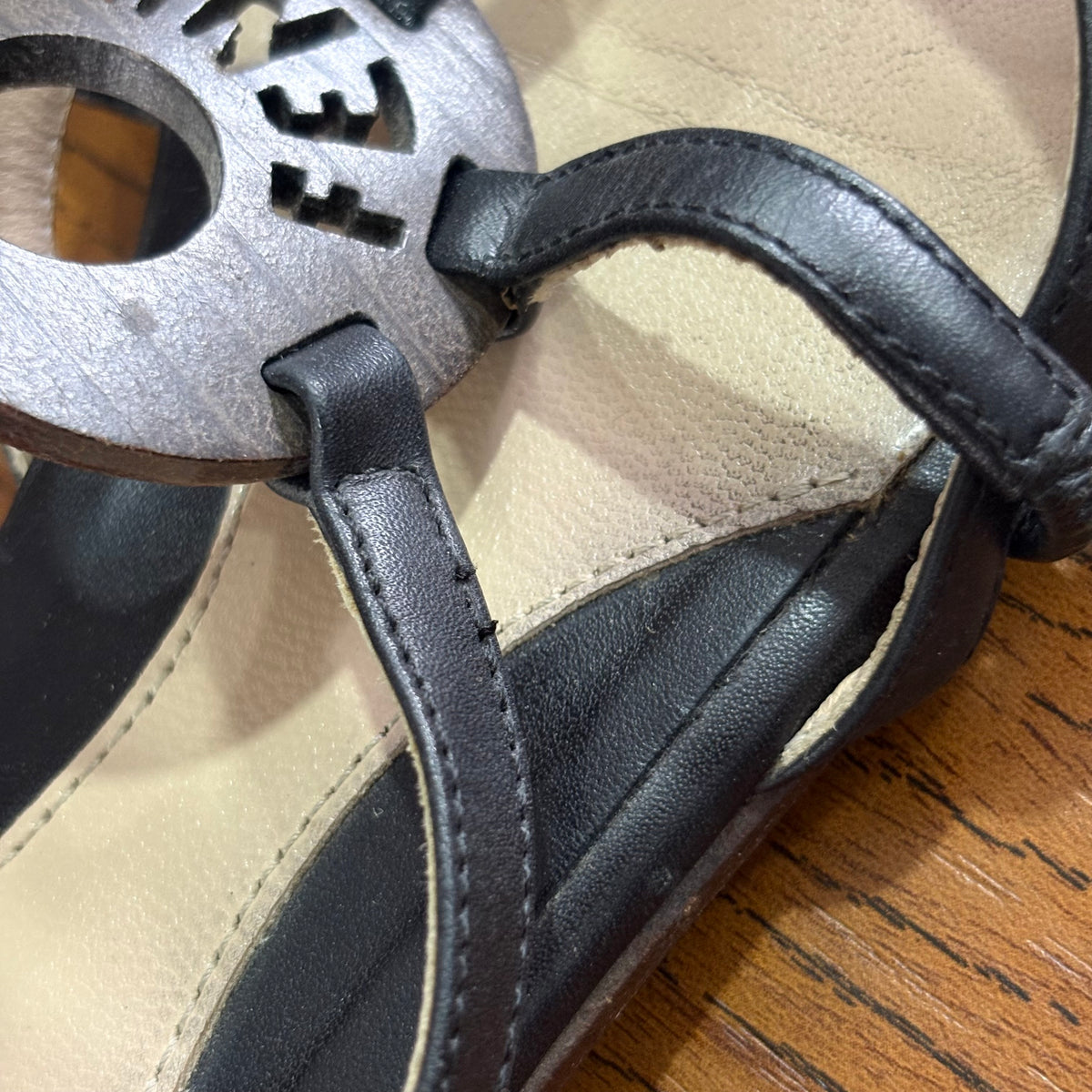 Fendi Black Wooden Emblem Strappy Sandals | Pre Loved |