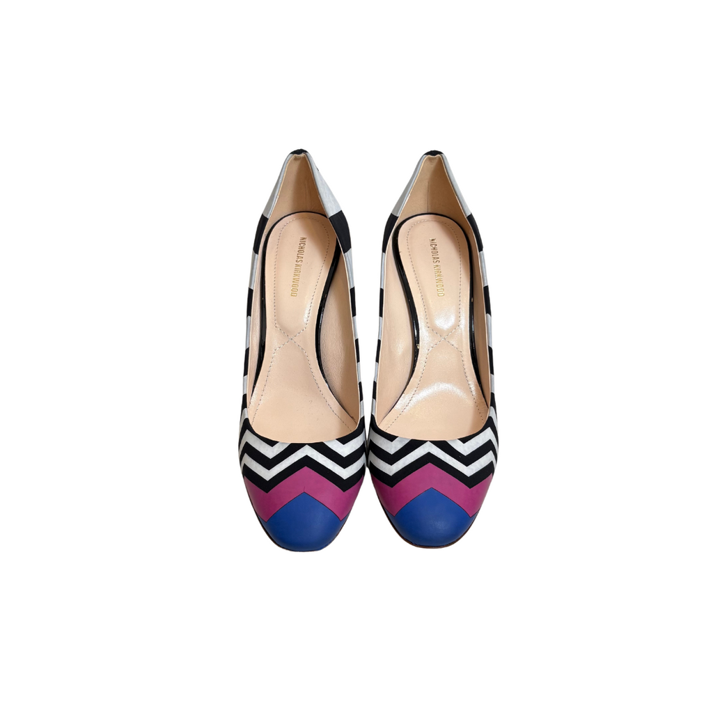 Nicholas Kirkwood Black & White Zig Zag Stripe Heel Pumps | Pre Loved |