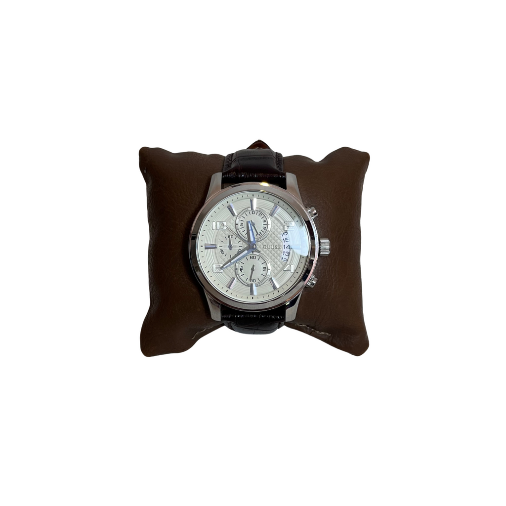 Guess Men's Round Dial Chronograph Leather Strap Watch | Pre Loved |