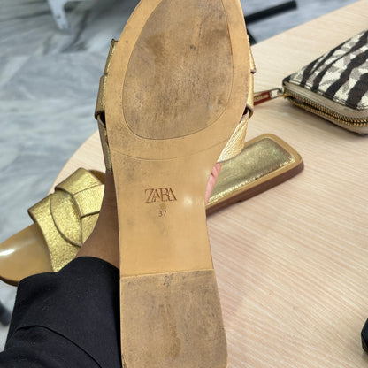 Zara Metallic Gold Leather Cross Strap Sandals | Pre Loved |