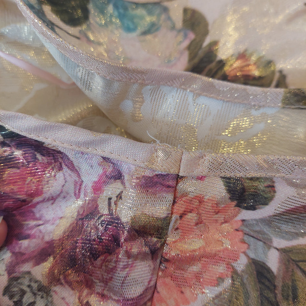 Miss Selfridge Cream Floral Printed Metallic Sleeveless Cropped Blouse | Gently Used |