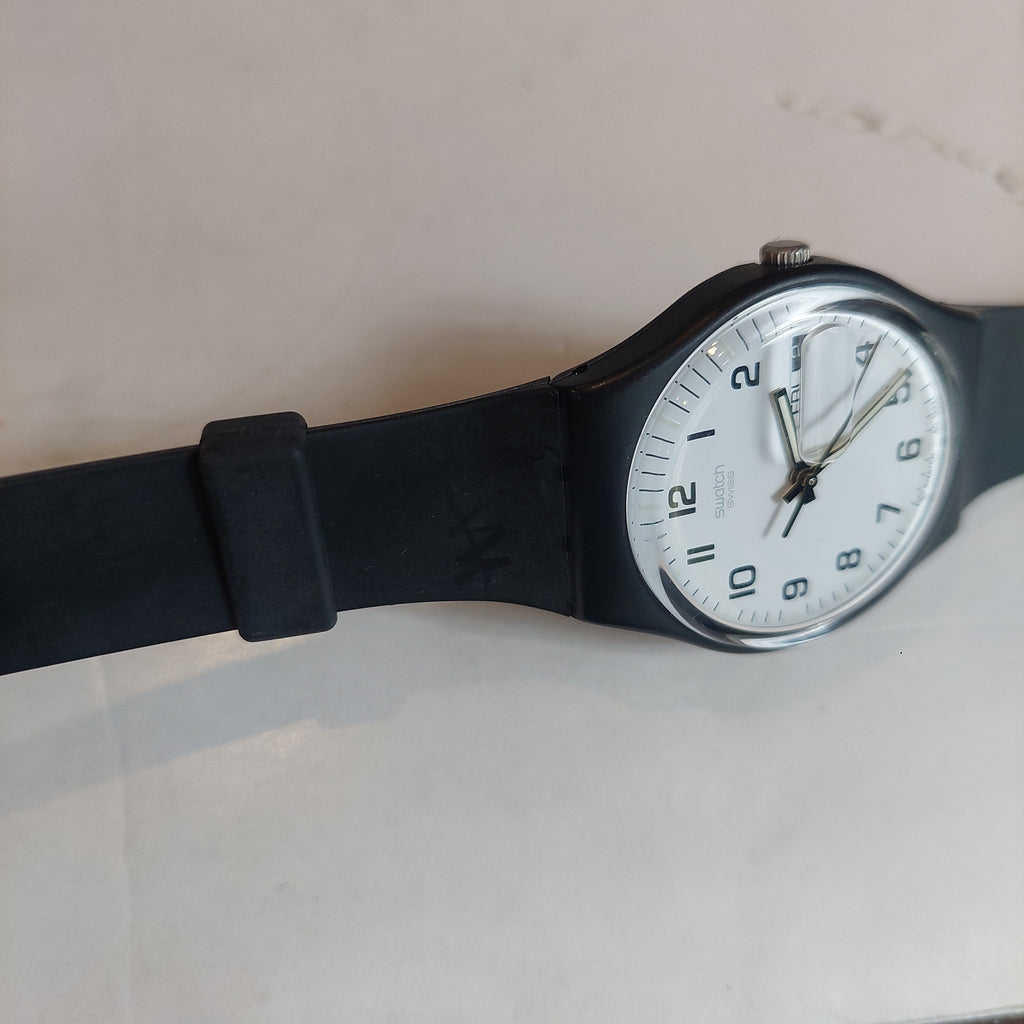 Swatch Black & White Round Dial Rubber Strap Watch  | Gently Used |