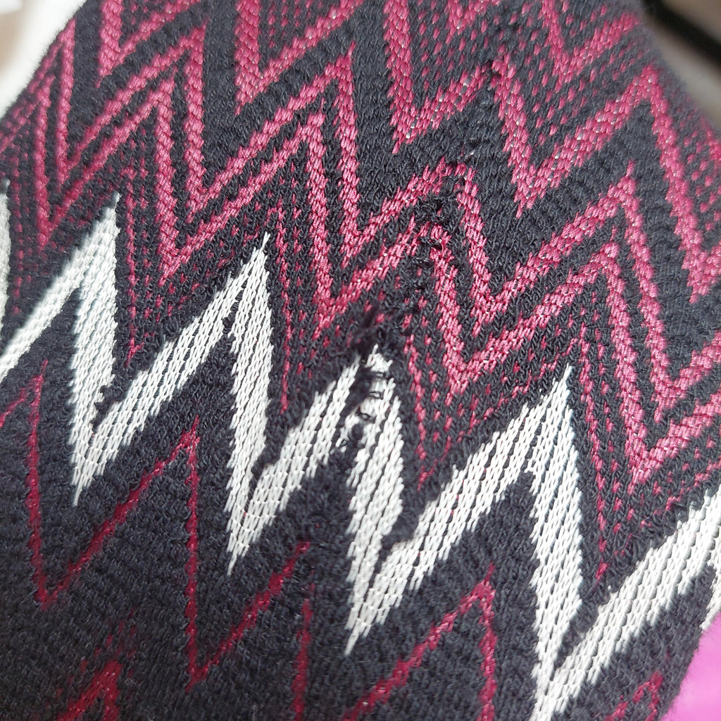 Pull & Bear Black Pink & White Patterned Pencil Skirt | Pre Loved |