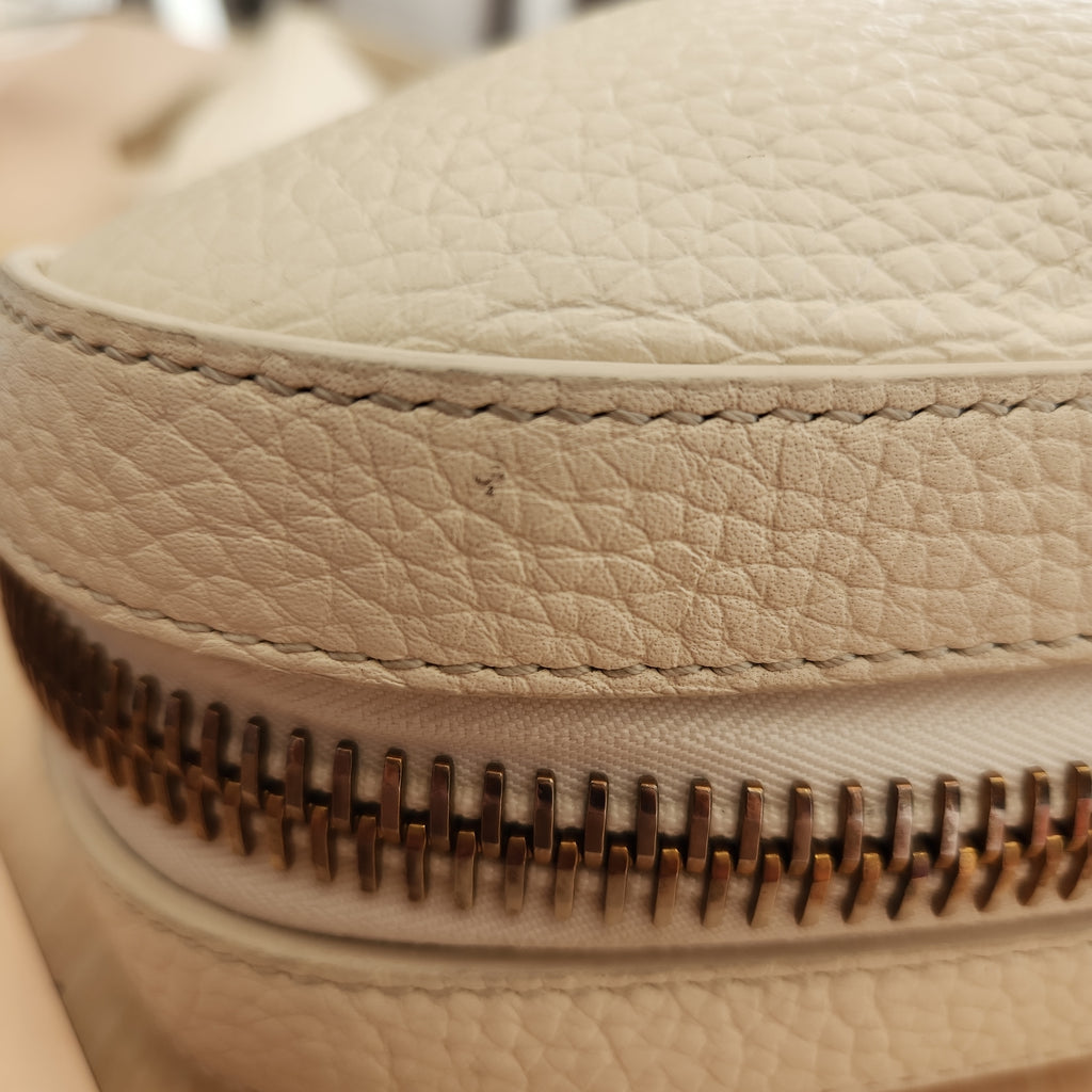 Tom Ford Off-white Pebbled Leather 'Tara' Shoulder Bag | Pre Loved |