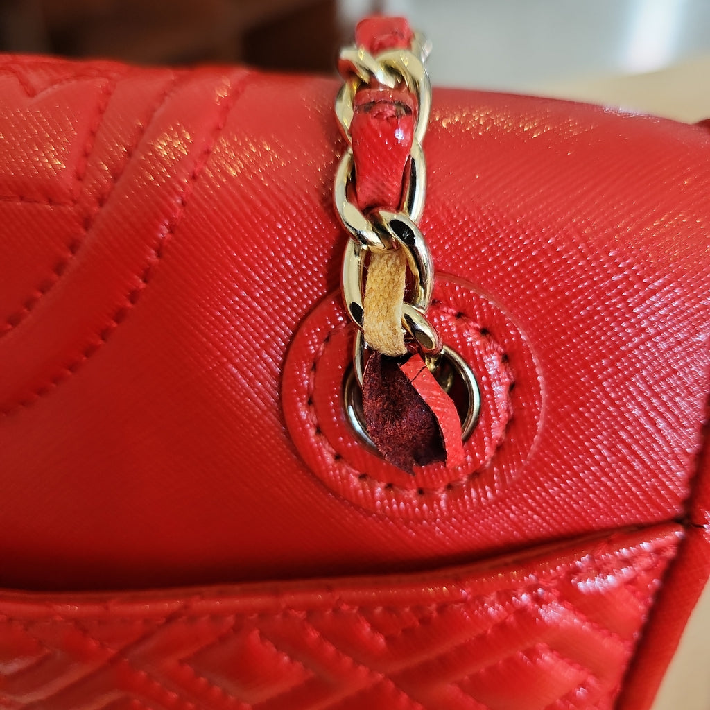 Tory Burch Red Patent Leather Fleming Shoulder Bag | Pre Loved |