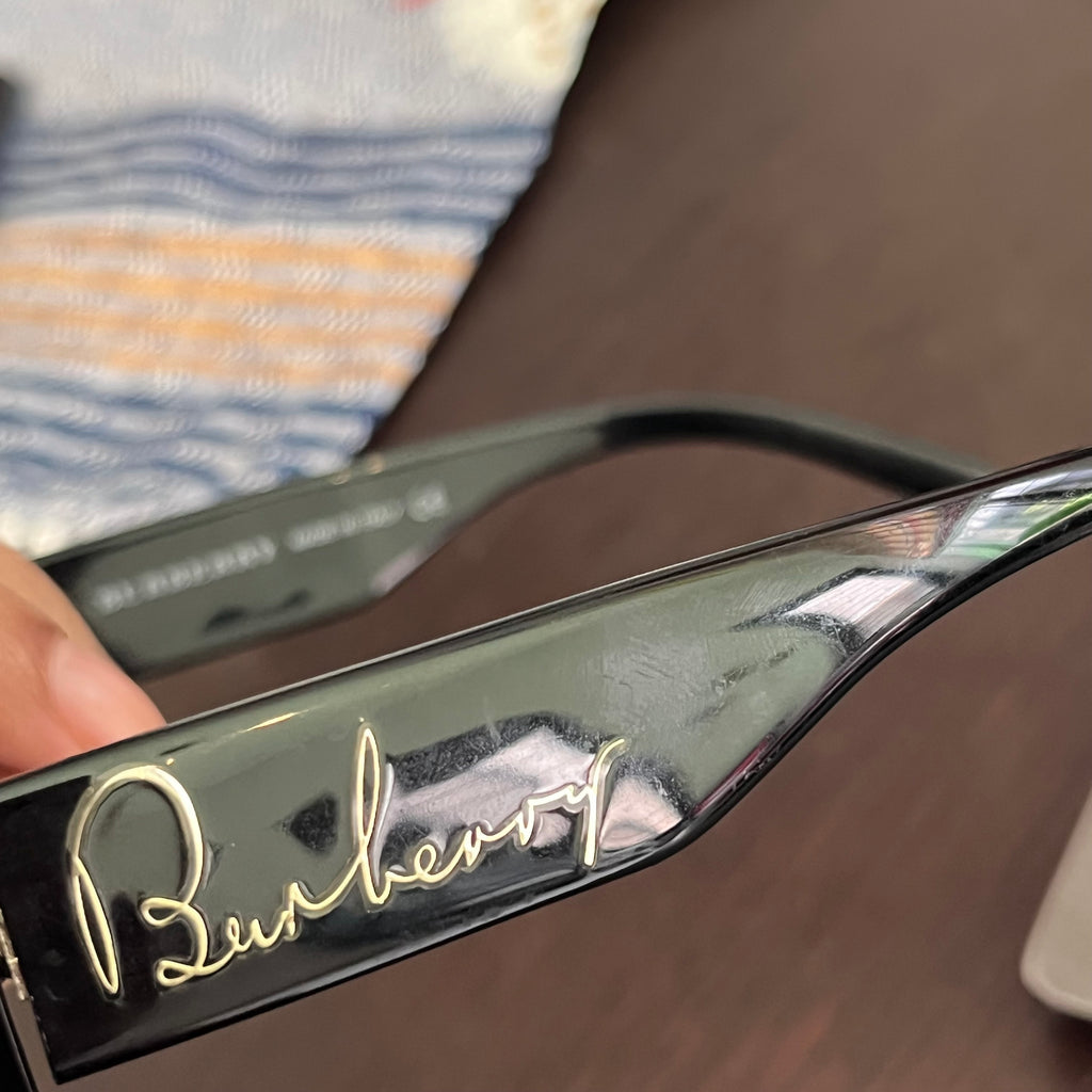 Burberry B3011 Black Metal Unisex Sunglasses | Pre Loved |