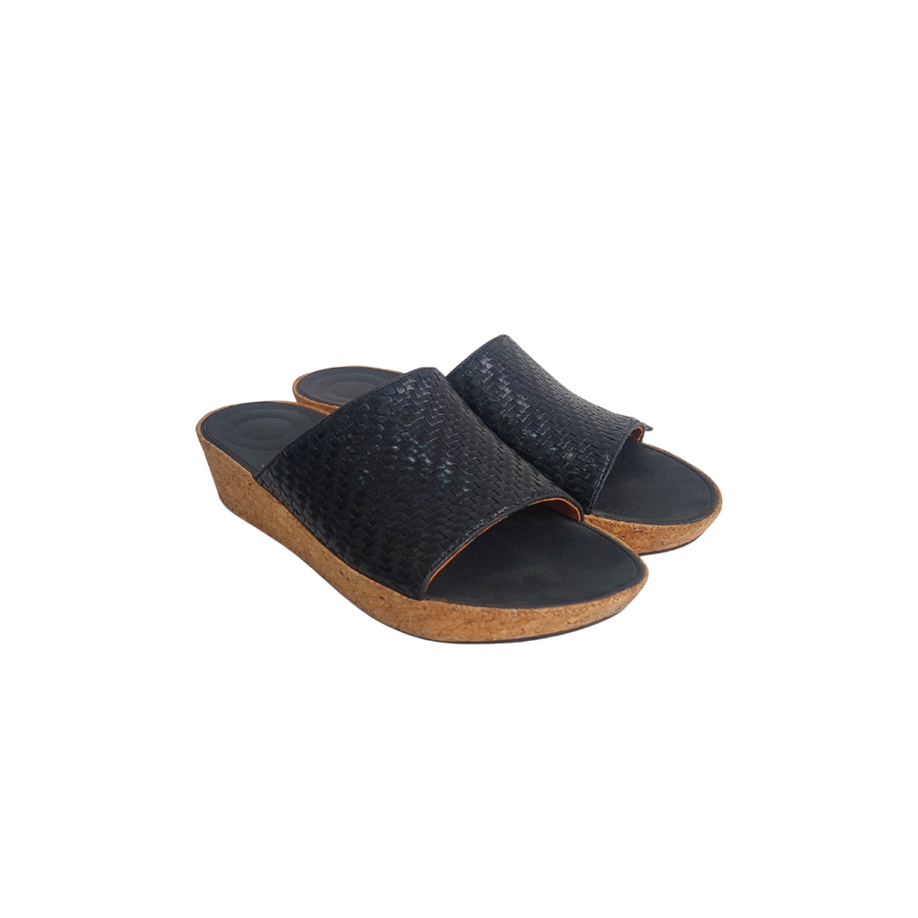 Fitflop Black Slip-On Sandals | Gently Used |