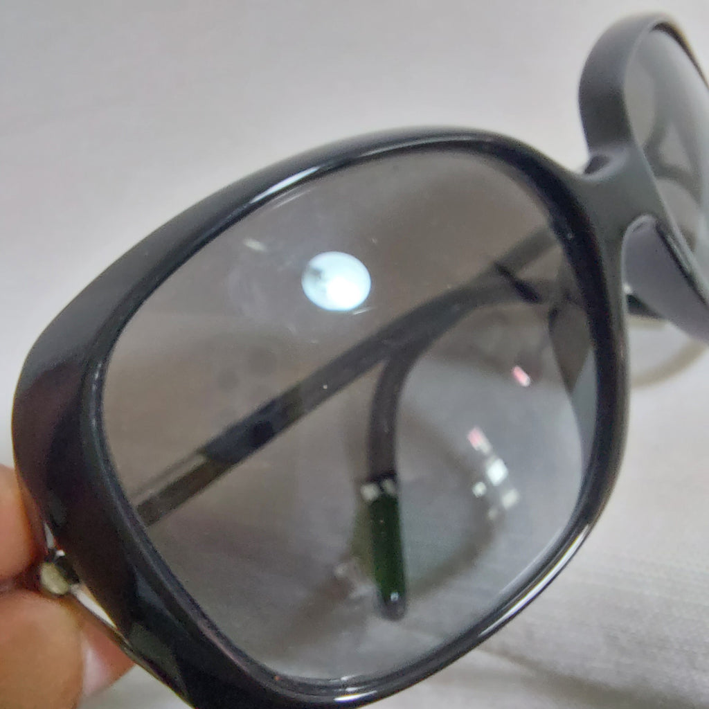 Burberry Black Tortoise B4068 Sunglasses | Pre Loved |