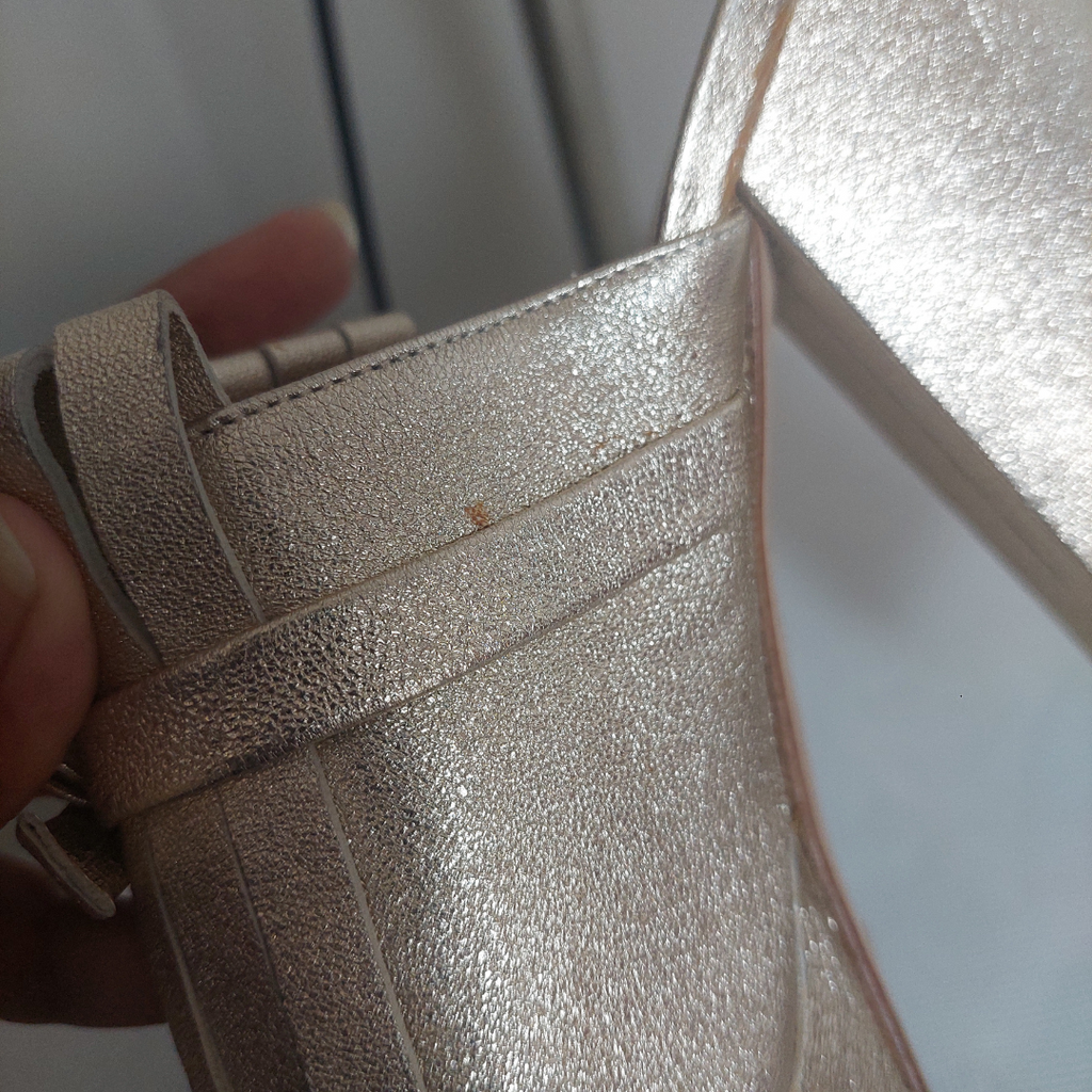 Maria Pino Gold Leather Peep-toe Block Heels | Pre loved |