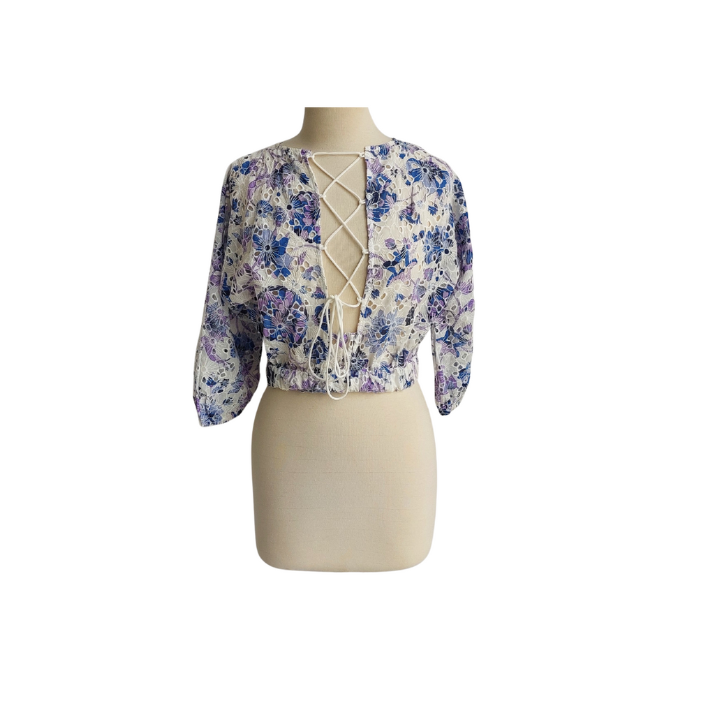 Mango White Printed & Cut Work Crop Top | Gently used |