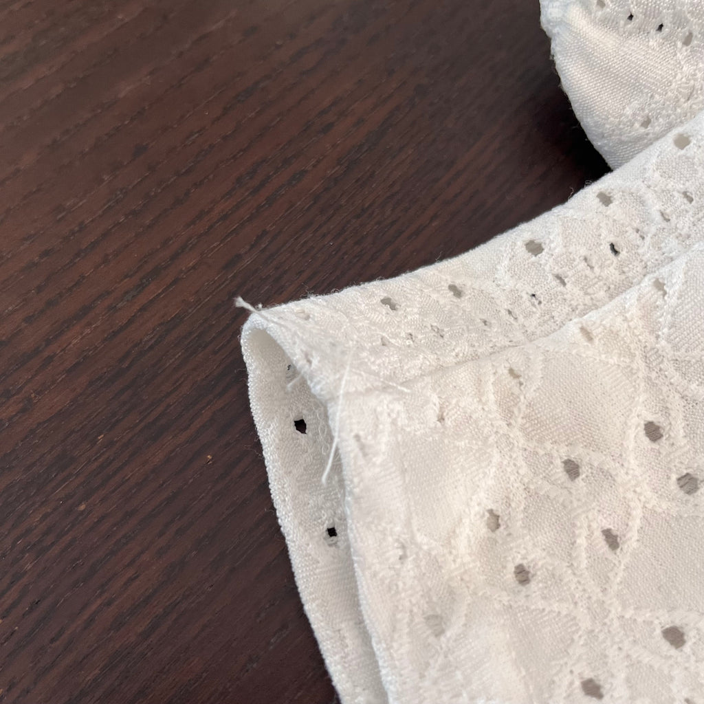 New Look White Short PUff Sleeves Peplum Chicken Blouse | Gently Used |