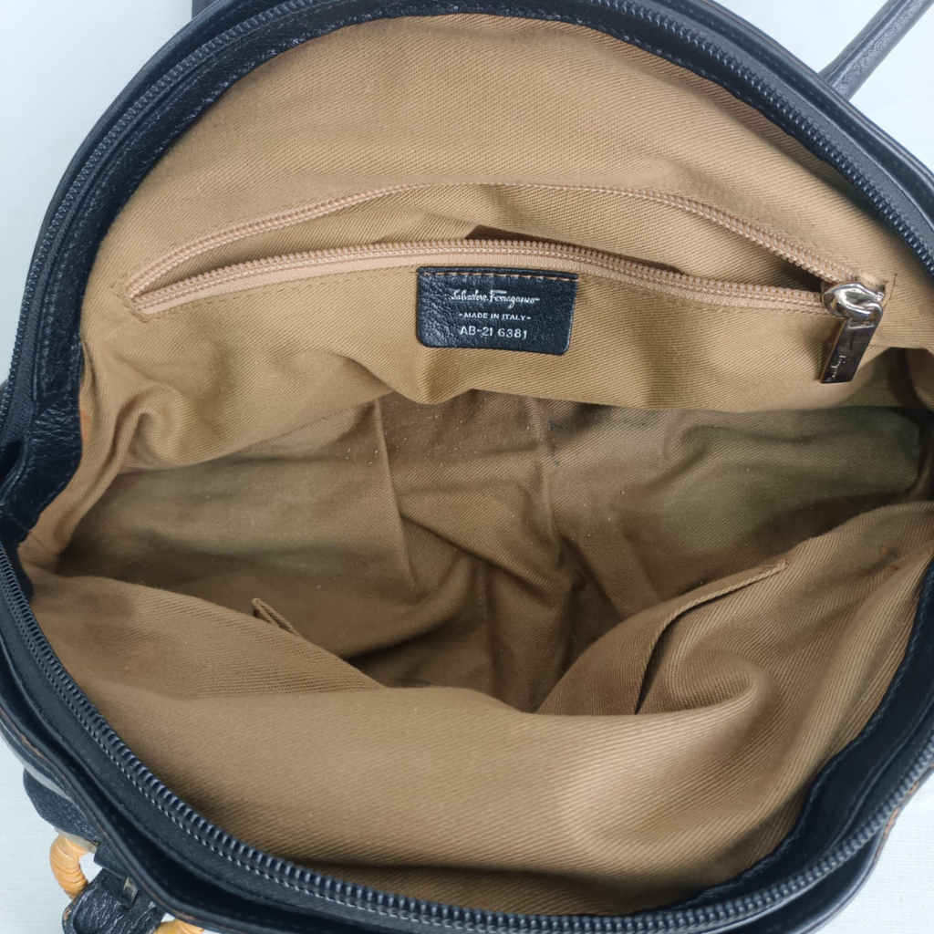 Salvatore Ferragamo Black Leather Shoulder Bag | Pre Loved |