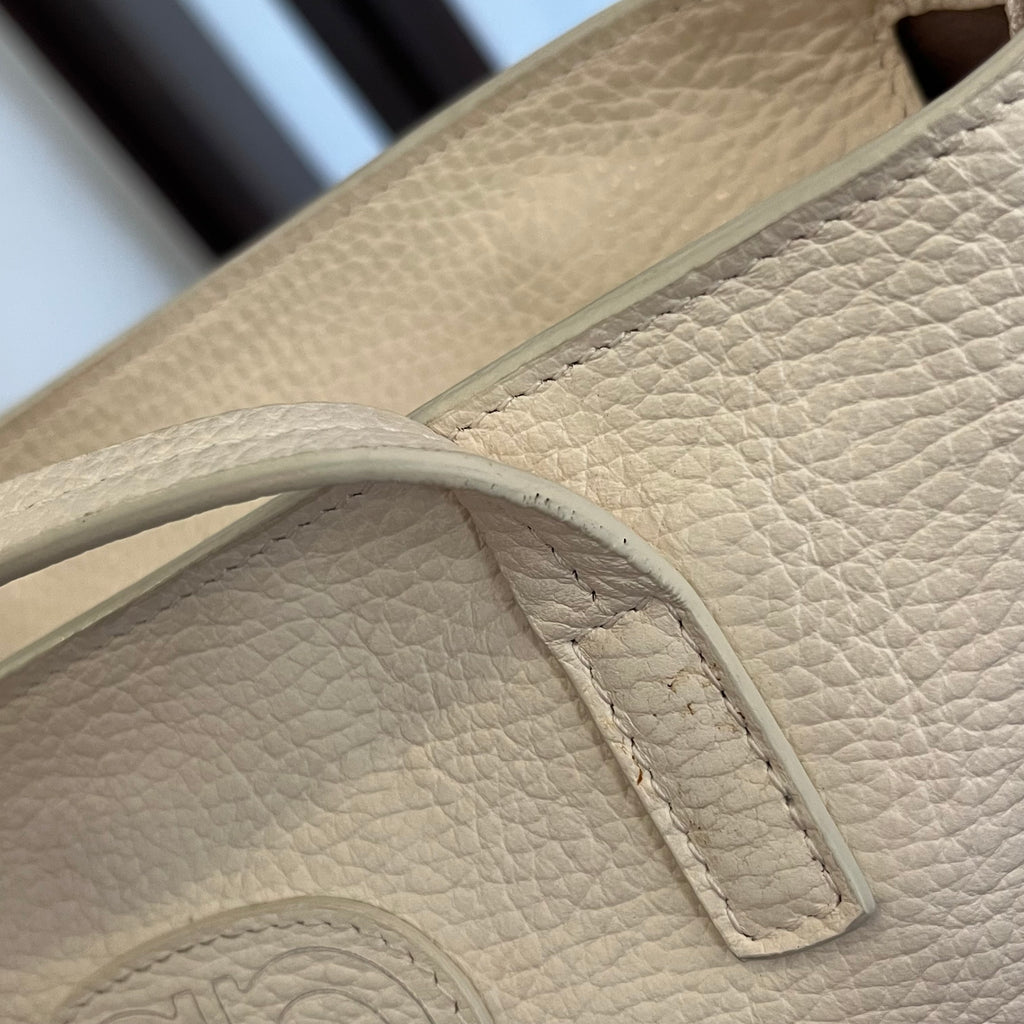 Salvatore Ferragamo Off-white Leather Small Tote Bag | Pre Loved |