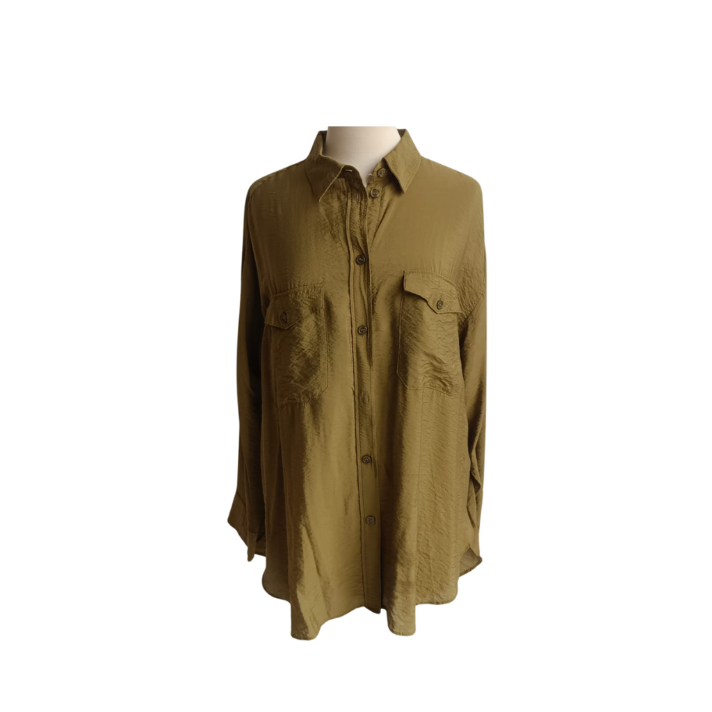 H&M Green Crinkle Button Down Shirt | Gently Used |