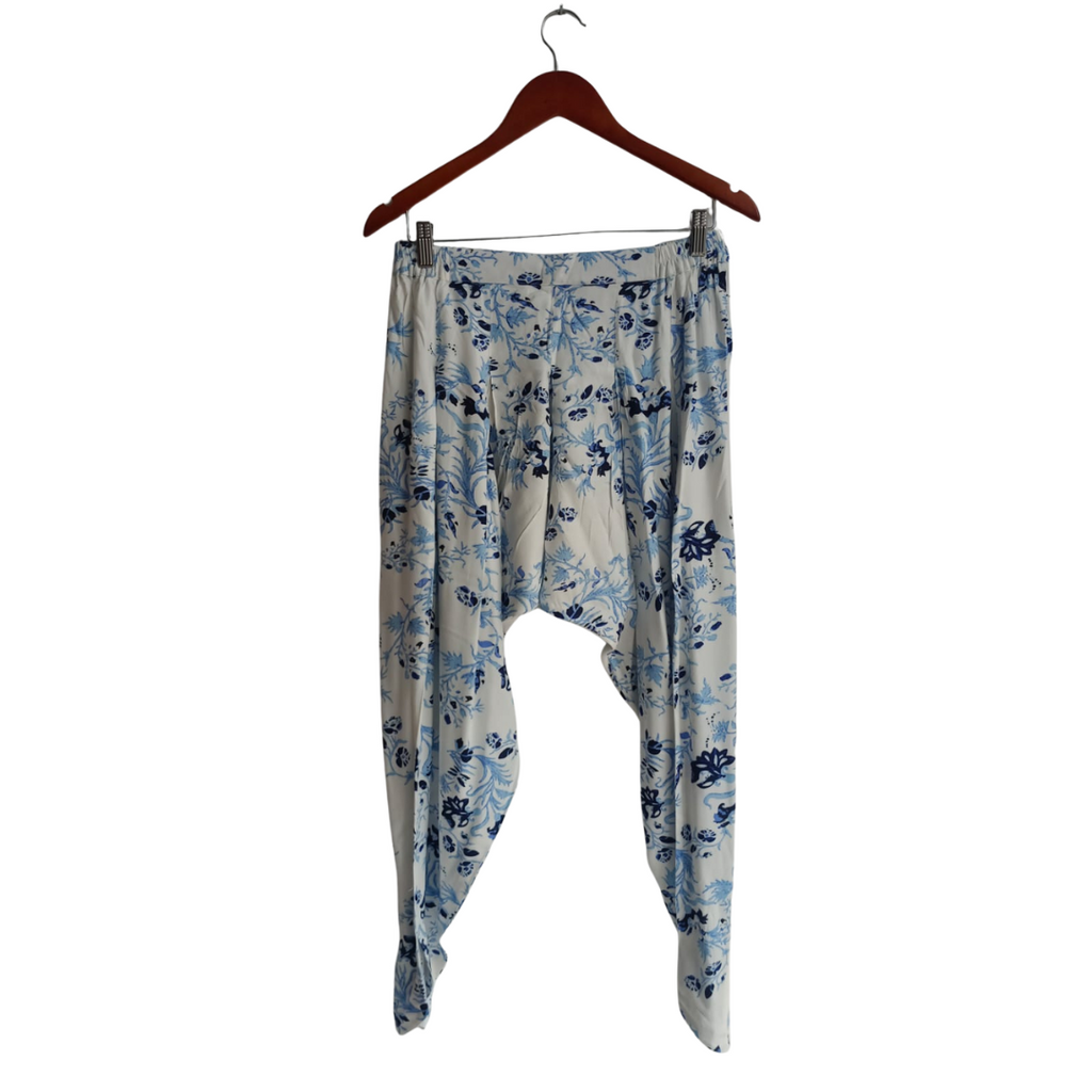 Riffat Aliani White & Blue Printed Co-ord Set | Gently Used |