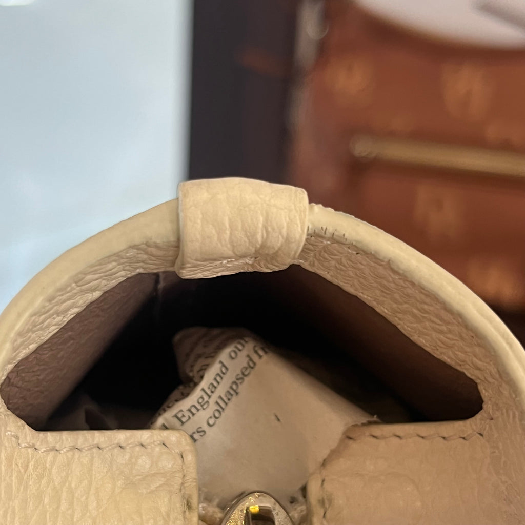 Salvatore Ferragamo Off-white Leather Small Tote Bag | Pre Loved |