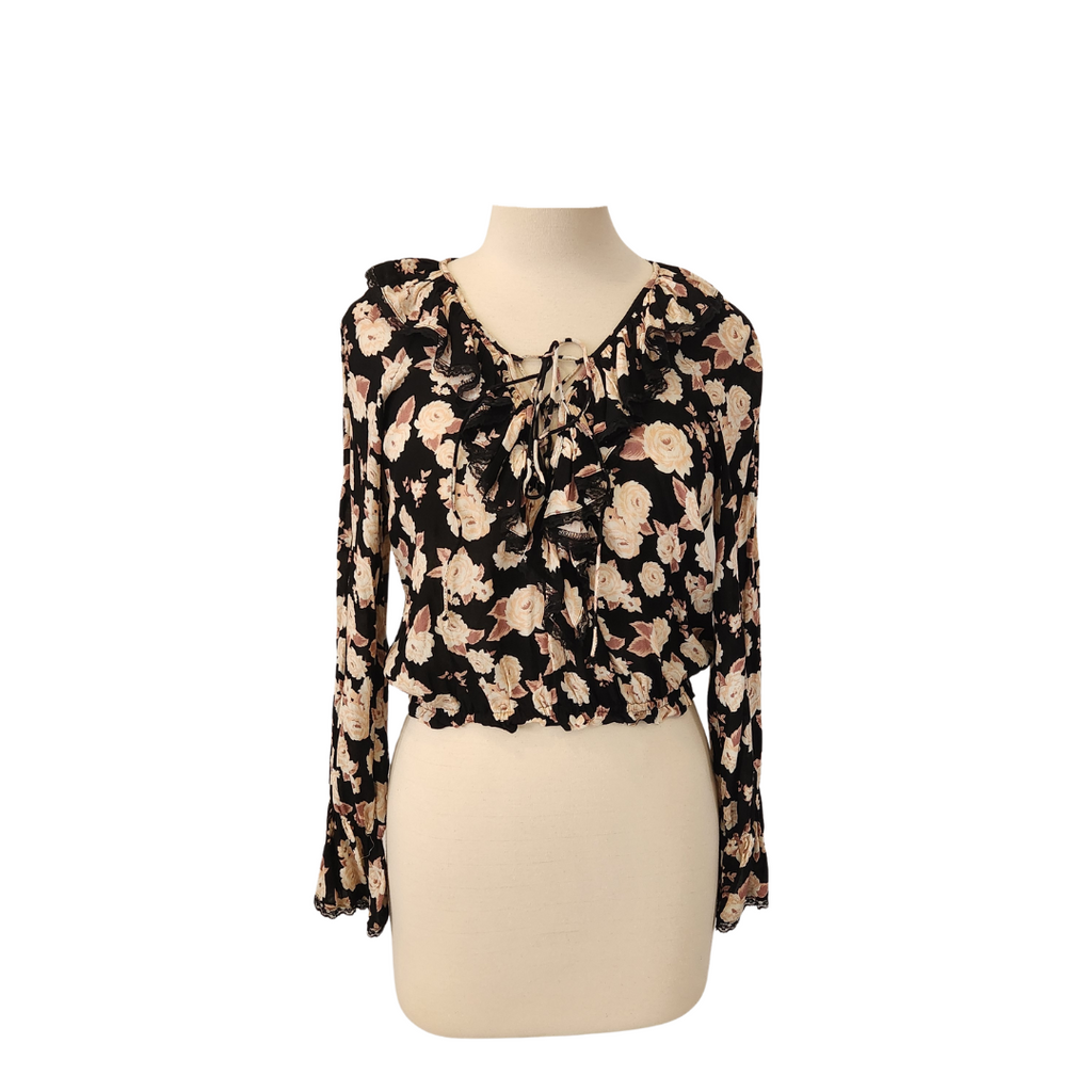 Forever 21 Black Rose Print Top | Gently Used |