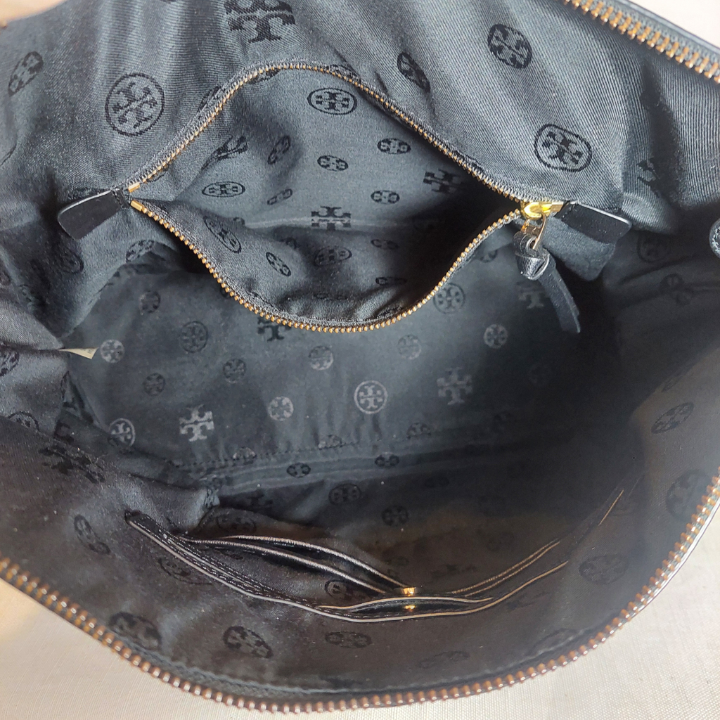 Tory Burch Black Leather Fleming Shoulder Bag | Pre Loved |