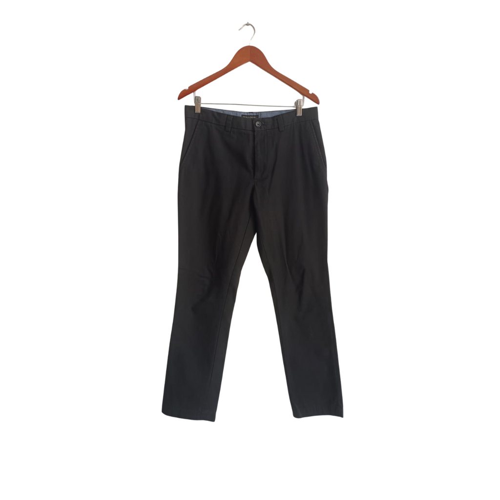 Banana Republic Men's Black Aiden Chino Pants | Pre Loved |