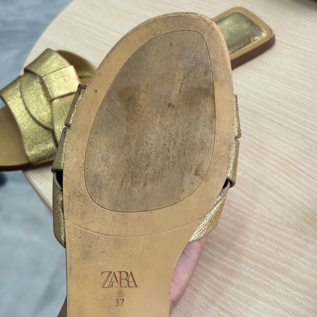 Zara Metallic Gold Leather Cross Strap Sandals | Pre Loved |