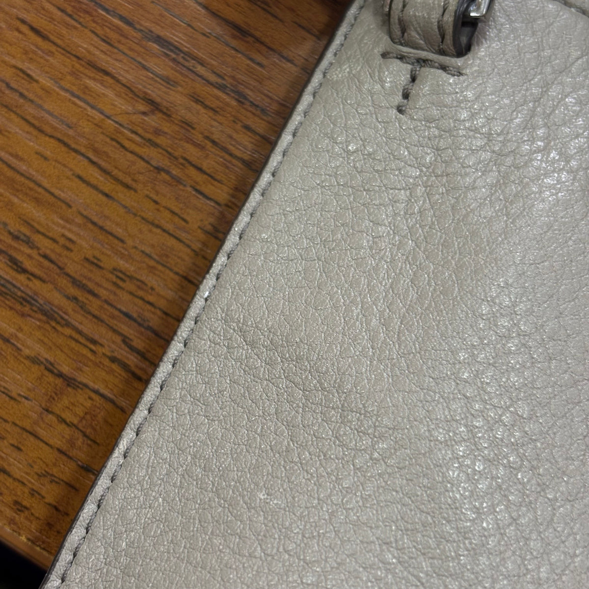 Tory Burch Grey Leather Crossbody Bag | Pre Loved |