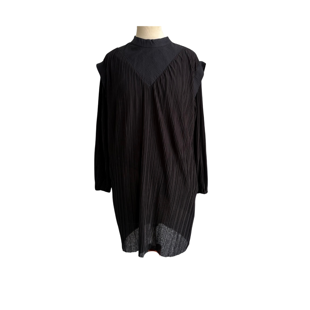 Zara Black Pleated Knee Length Dress | Gently Used |