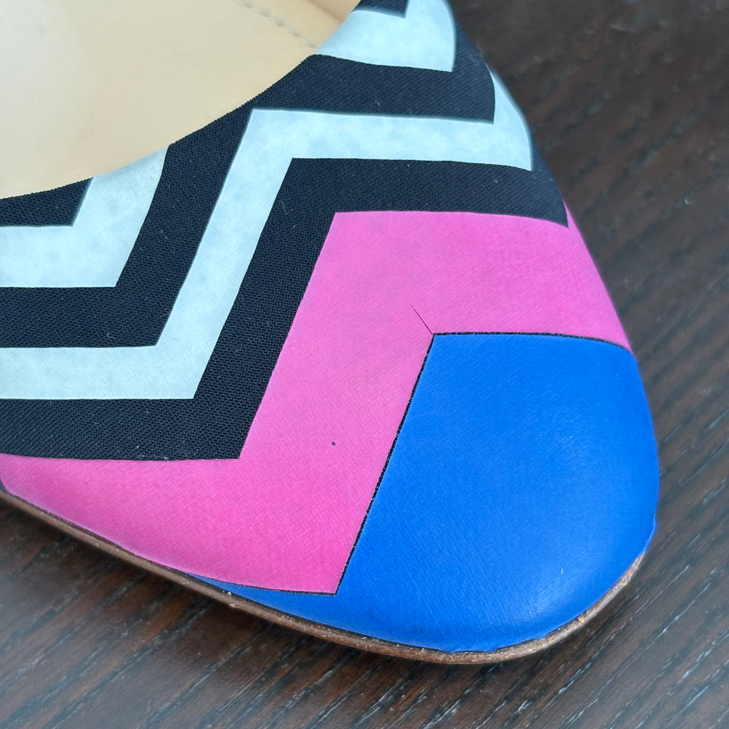 Nicholas Kirkwood Black & White Zig Zag Stripe Heel Pumps | Pre Loved |
