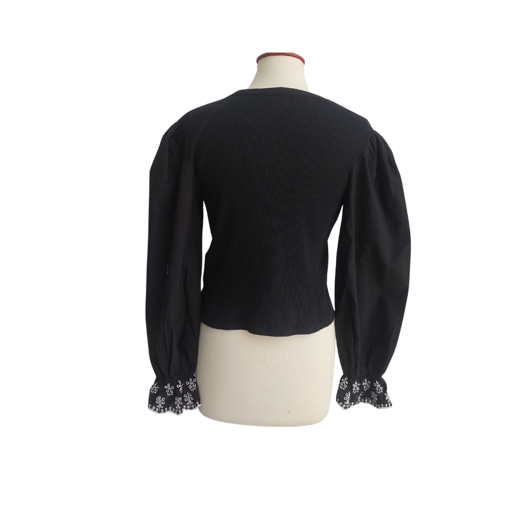 Zara Black Ribbed & Embroidered Top | Like New |