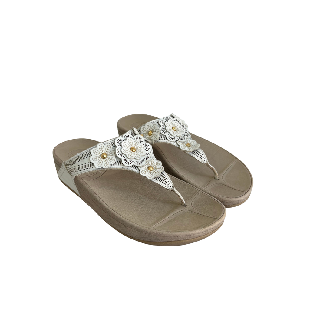 Fitflop White & Grey FIORELLA Leather Thong Wobble Sandals | Gently Used |