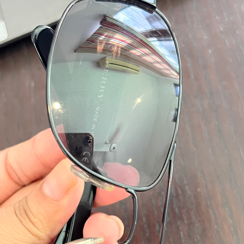 Burberry B3011 Black Metal Unisex Sunglasses | Pre Loved |