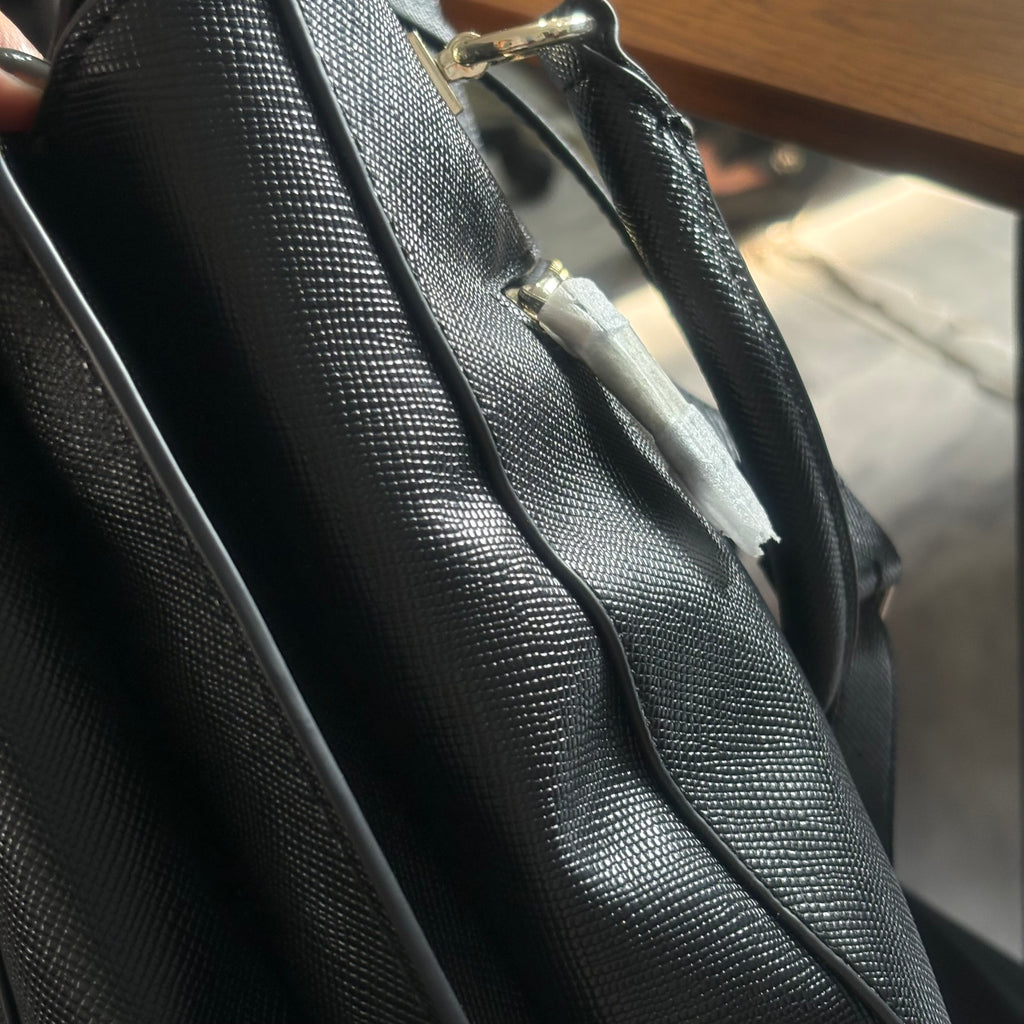 Guess Black Noelle Girlfriend Satchel Bag | Gently Used |