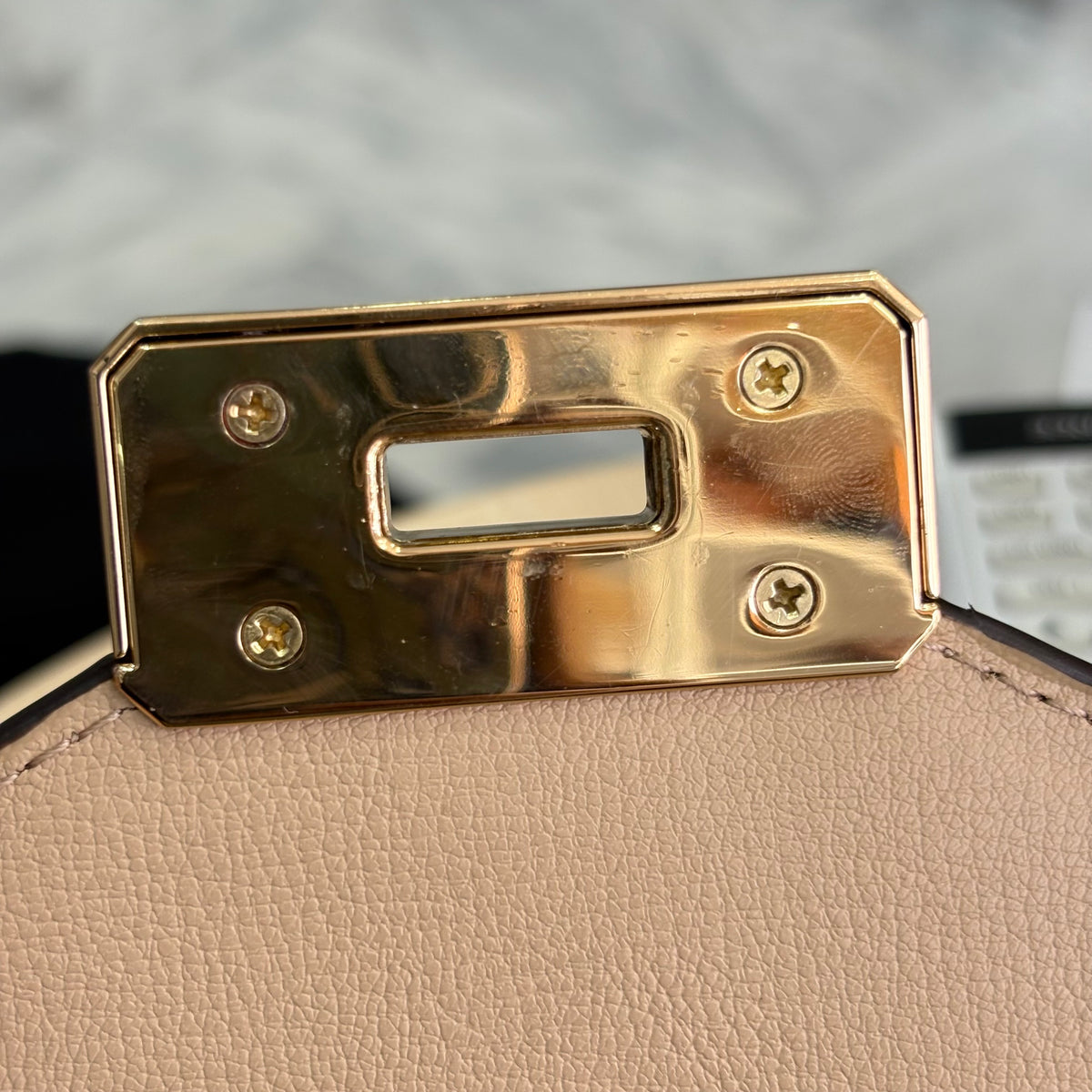 Michael Kors Beige Leather Kinsley Medium Satchel Bag | Pre Loved |