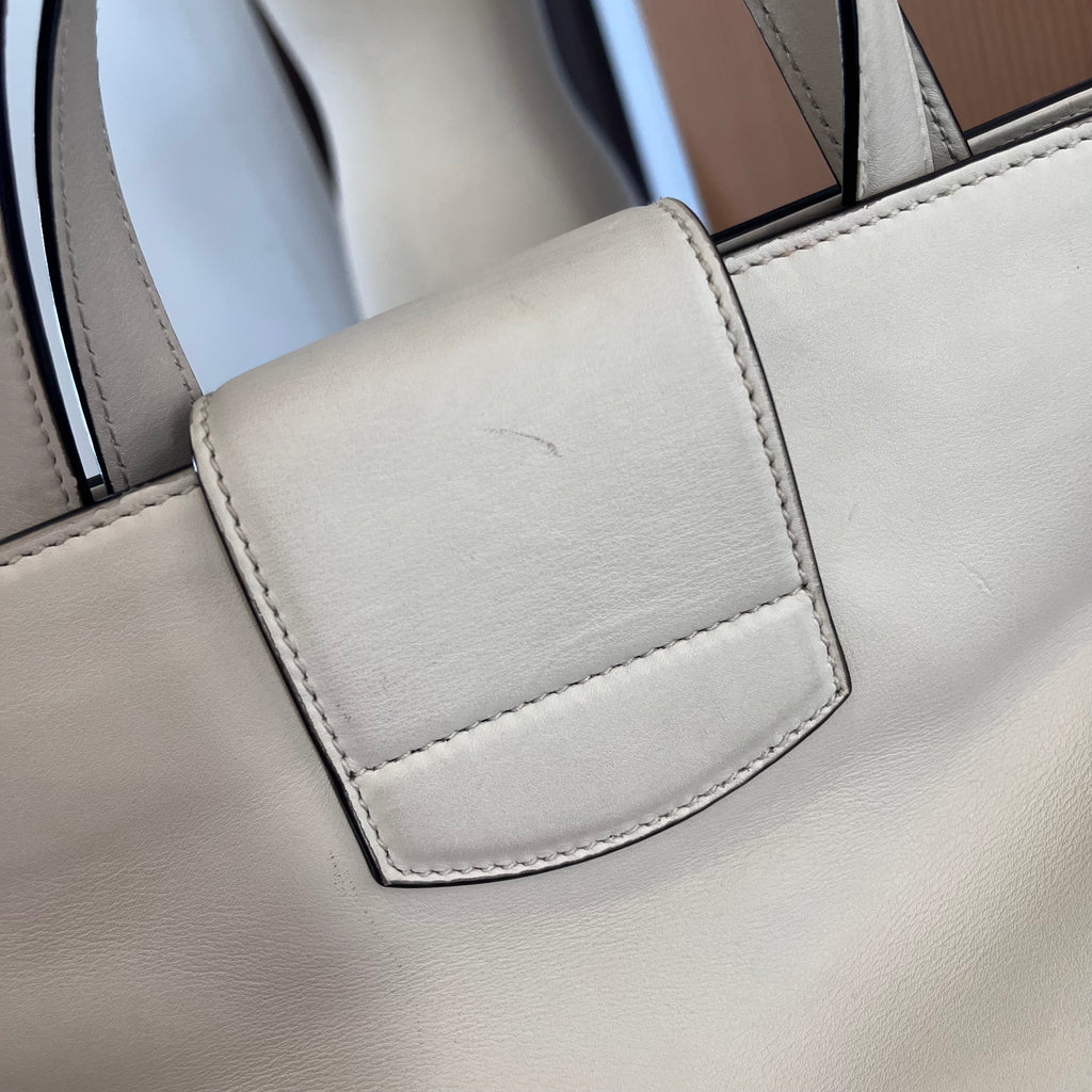 Gucci White Calfskin Web Stripe Large Dionysus Tote Bag | Pre Loved |