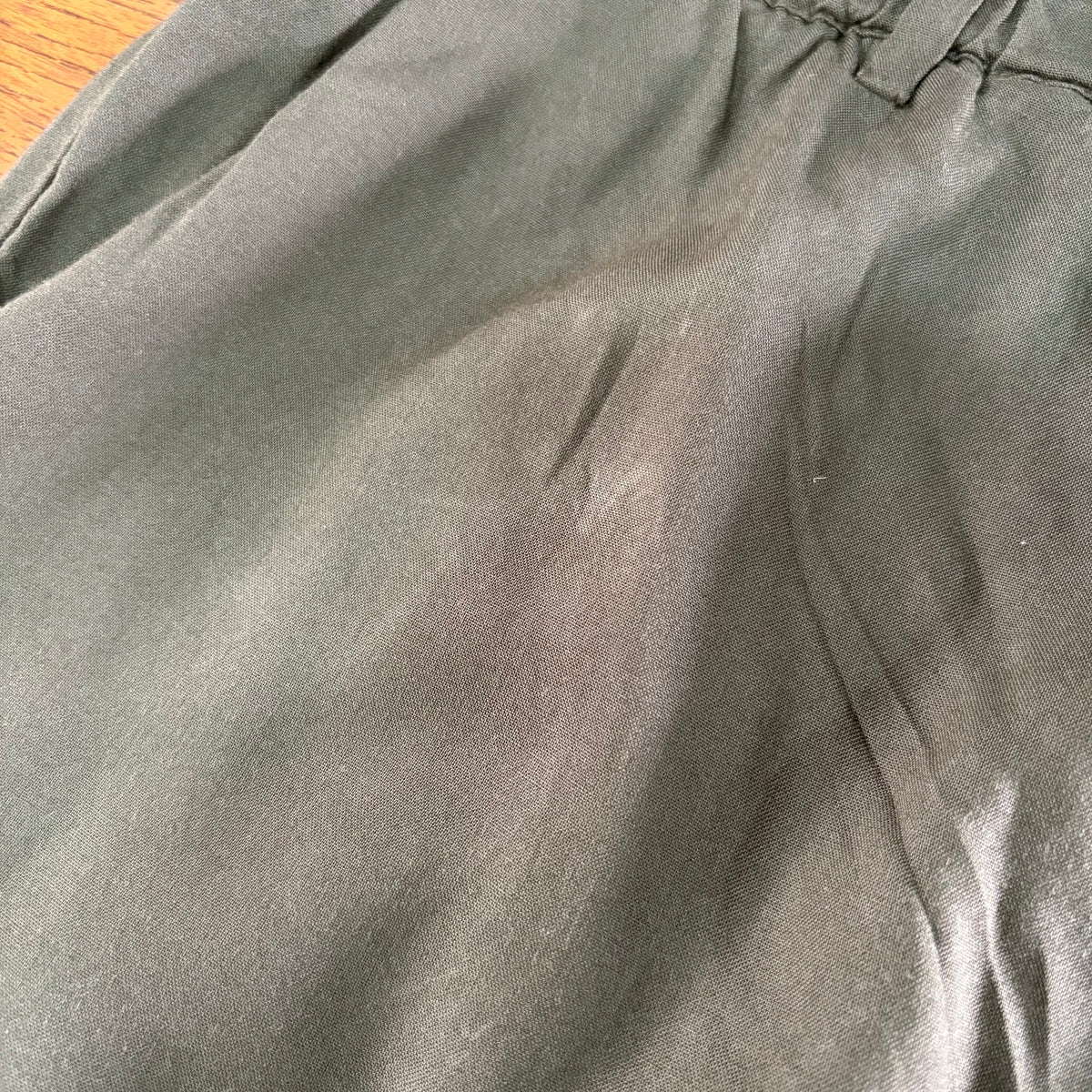 H&M Olive Green Elastic Belt Pants | Gently Used |