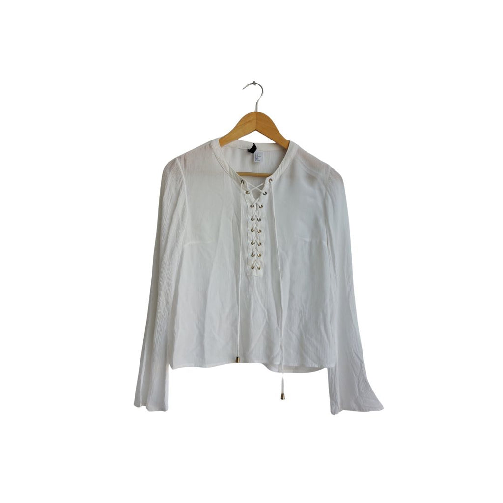 H&M White Textured Criss Cross Front Tie-up Top | Pre Loved |