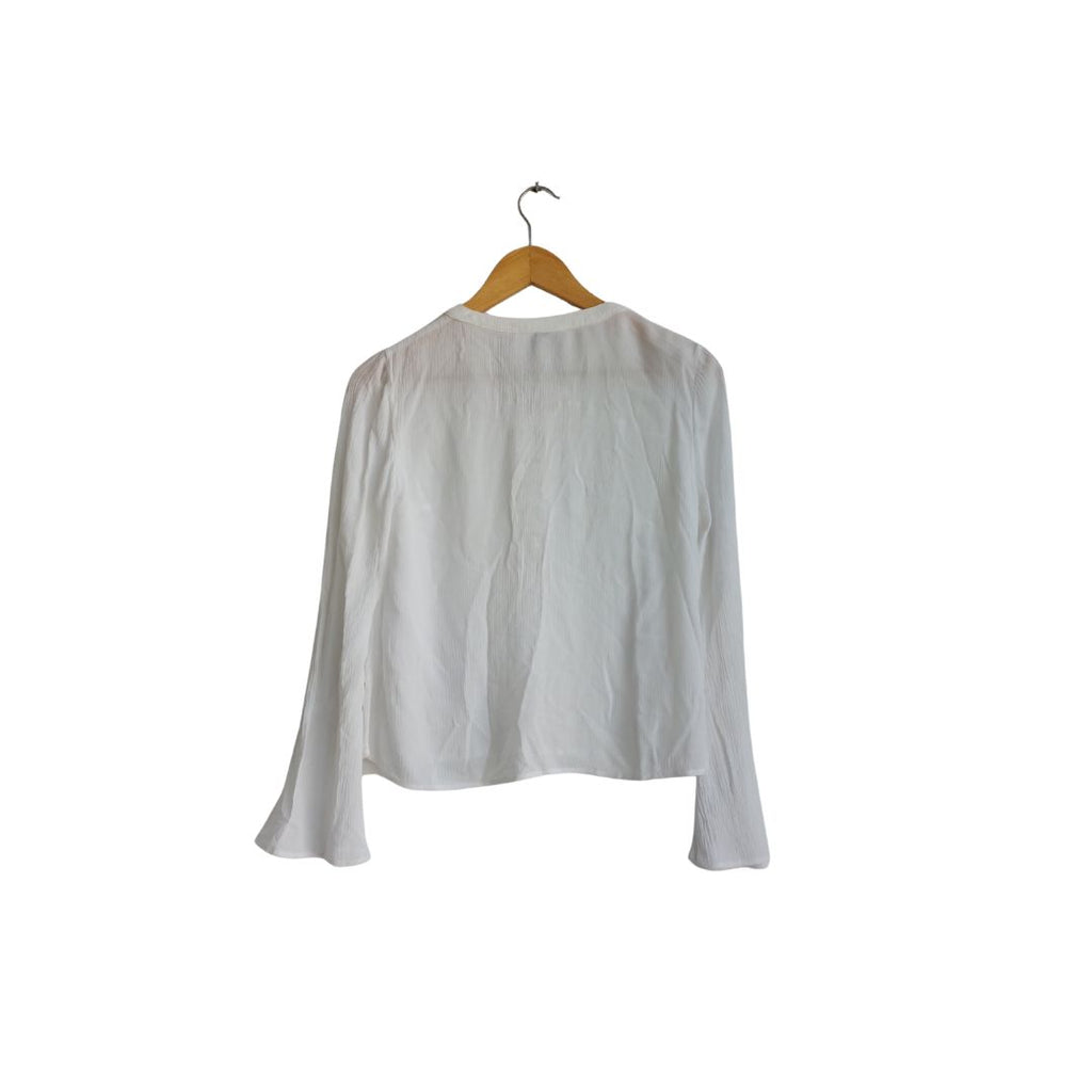 H&M White Textured Criss Cross Front Tie-up Top | Pre Loved |