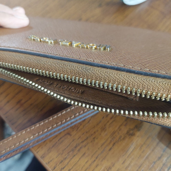 Michael Kors Tan Saffiano Leather Zip-Around Wallet | Pre Loved |