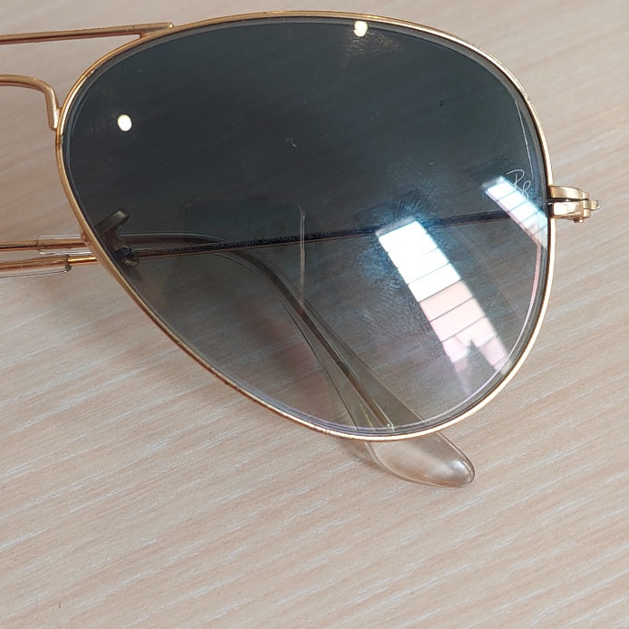 Ray-Ban Classic Gold Aviator Blue Lens Sunglasses | Pre Loved |