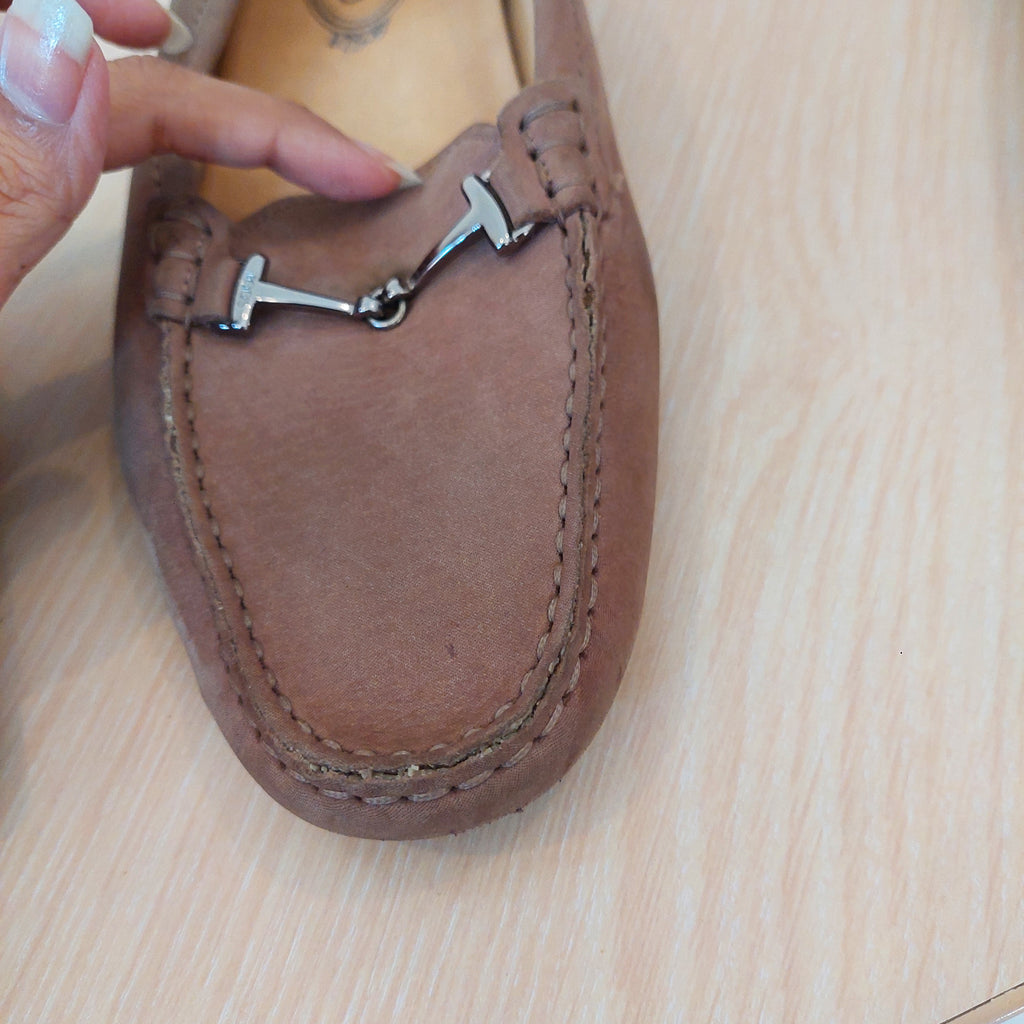 Tod's Beige Suede Loafers | Pre Loved |