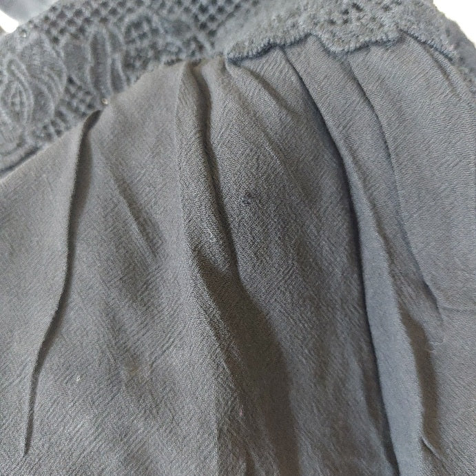 Forever21 Black Lace Trim Short Top | Pre Loved |