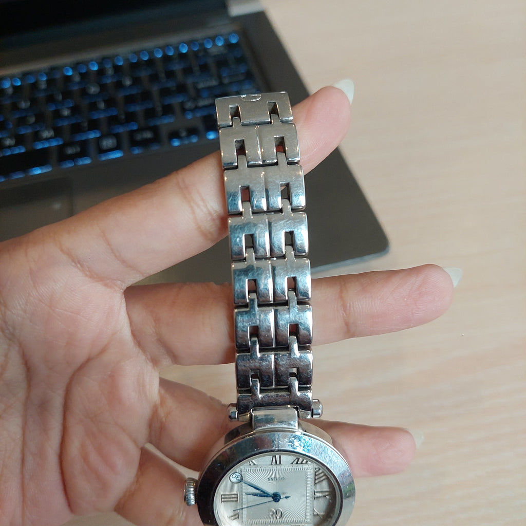 GC Silver Round Dial Watch | Pre Loved |