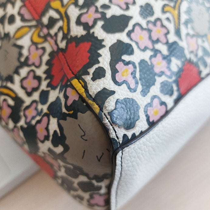 Coach White Leather Floral Printed Handbag | Pre Loved |
