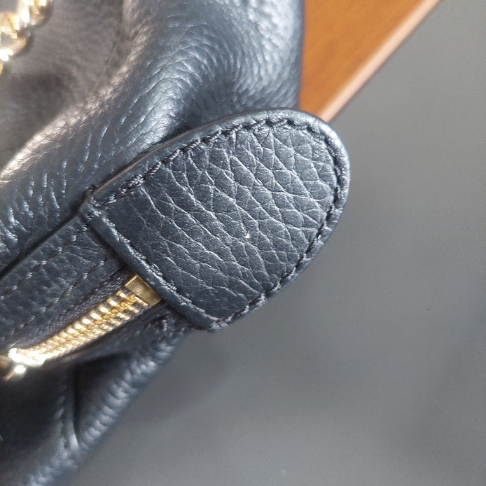 Michael Kors Black Pebbled Leather Jet Set Chain Shoulder Bag | Pre Loved |