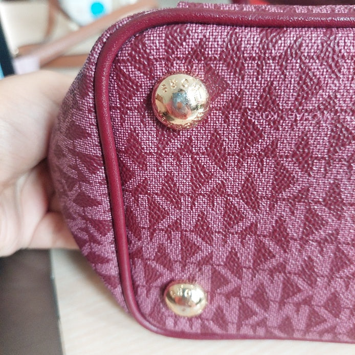Michael Kors Plum Monogram Jet Set Travel Medium Tote | Pre Loved |