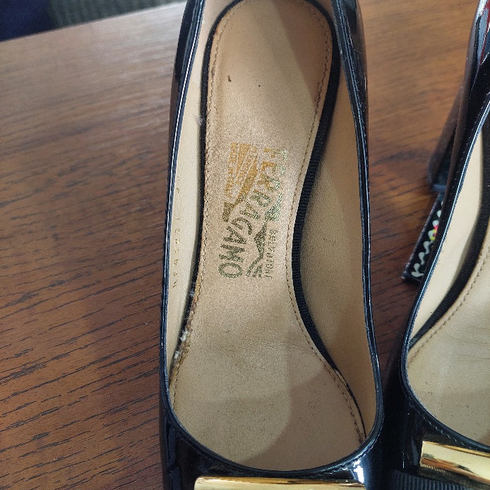Salvatore Ferragamo Black Patent Leather Vara Bow Block Heels Pumps | Gently Used |